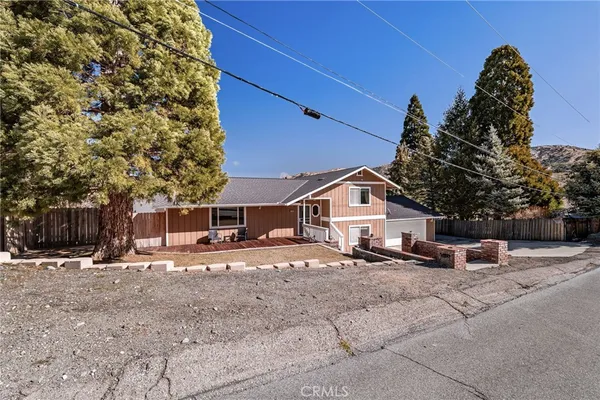 $655,000 | 2400 East Canyon Drive, Wrightwood, CA 92397