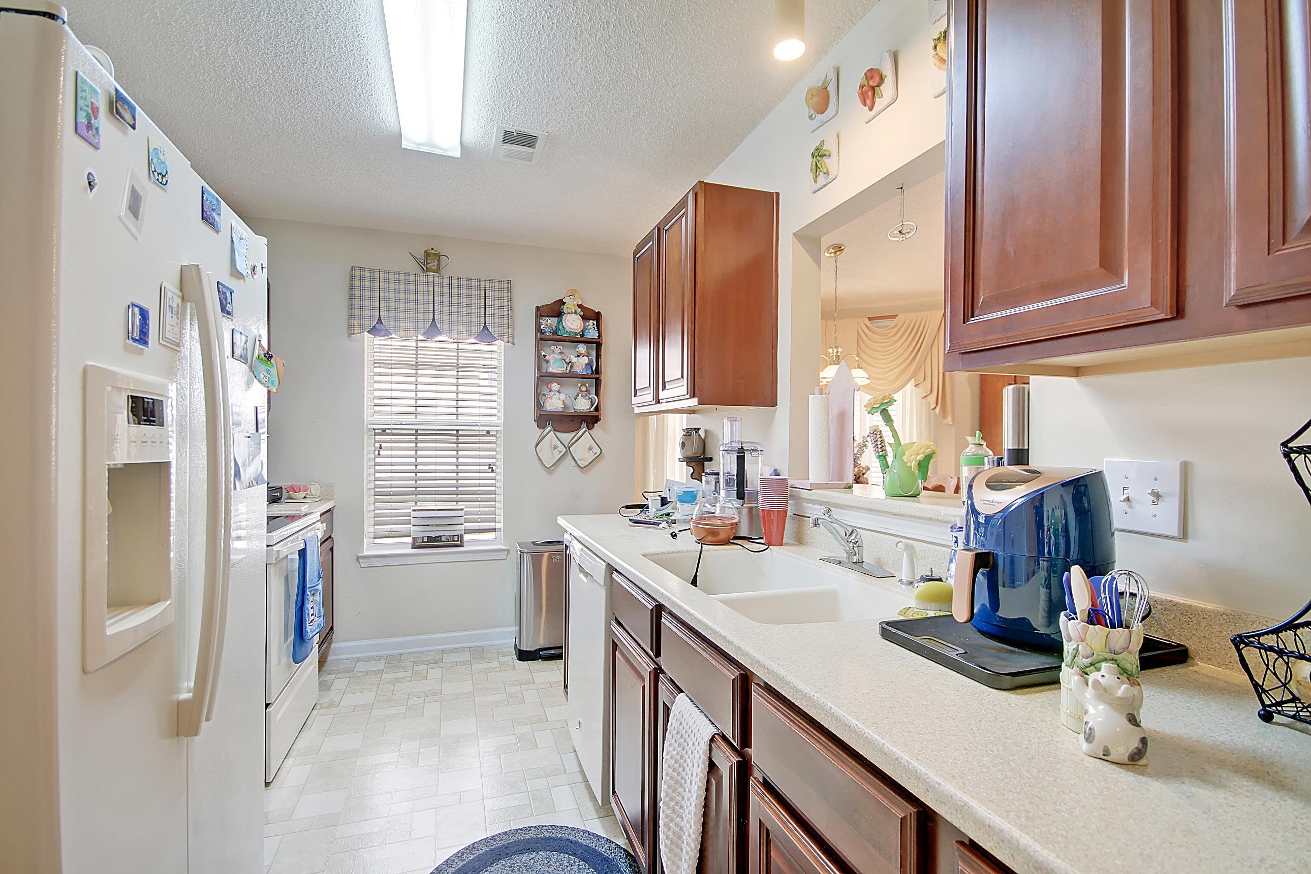 9265 Ayscough Road Summerville, SC 29485 - Photo 6 of 26 CREM_9265 Ayscough_003