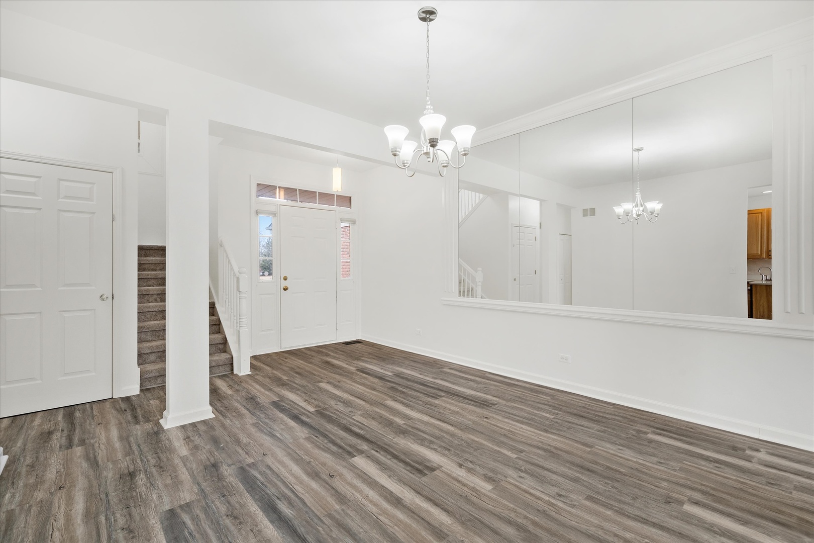 13261 Forest Ridge Drive Palos Heights, IL 60463 - Photo 3 of 22