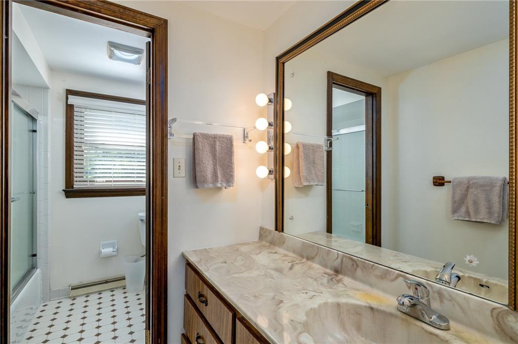 104 Yorktown Road Canonsburg, PA 15317 - Photo 23 of 25 Hall bath...