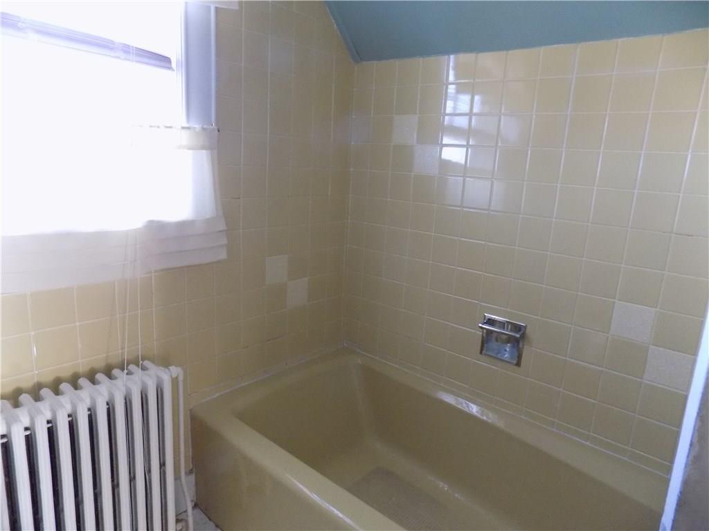 88 New County Road Rockland, ME 04841 - Photo 29 of 31 Bath