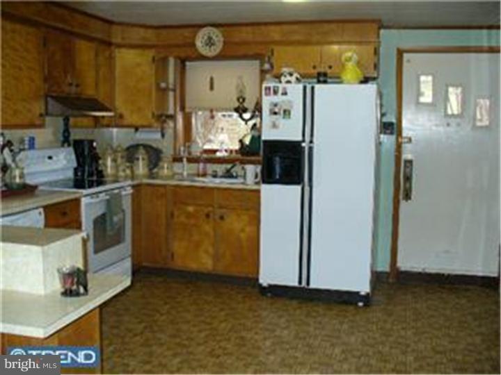 656 Franklin Road Boyertown, PA 19512 - Photo 5 of 7 Kitchen