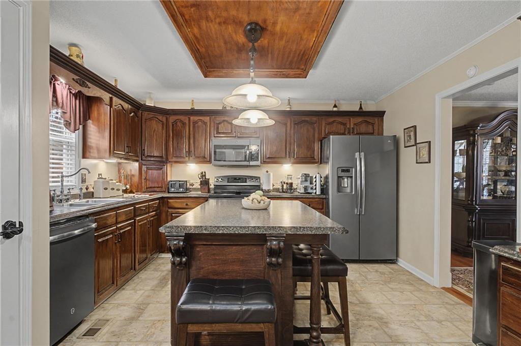 180 Kipling Drive Dallas, GA 30132 - Photo 7 of 81