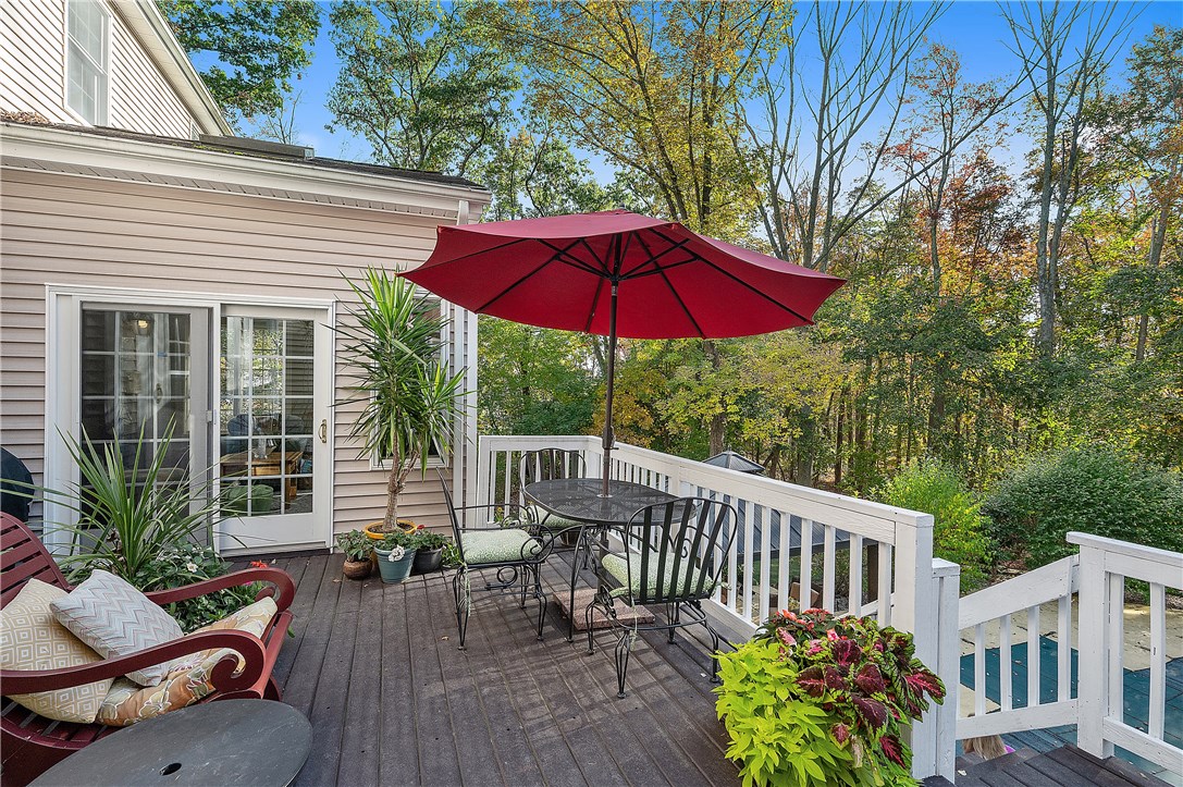 527 Mendon Road North Smithfield, RI 02896 - Photo 37 of 50