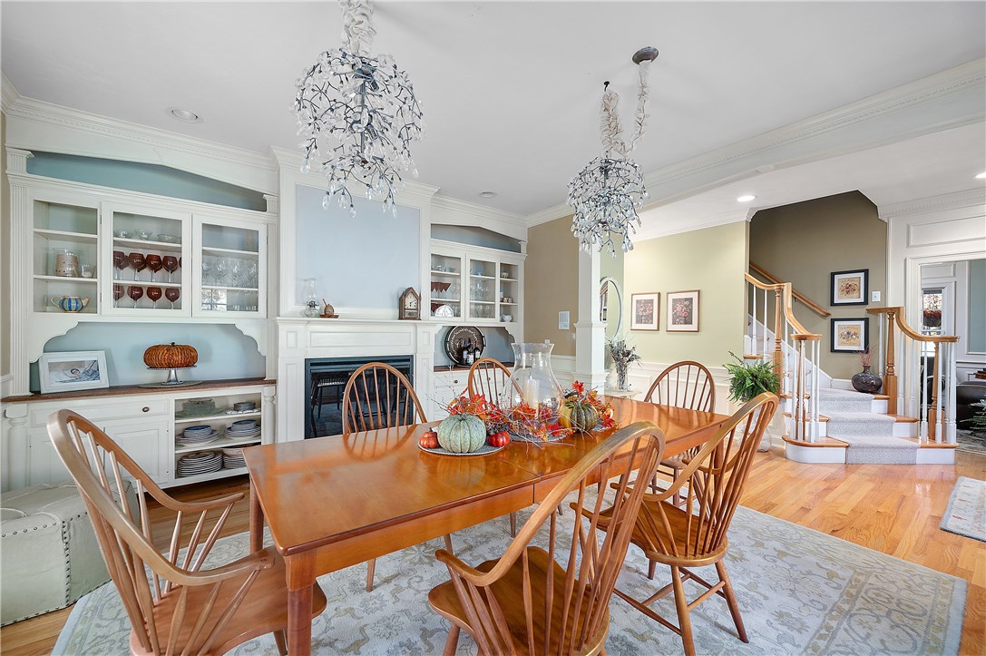 527 Mendon Road North Smithfield, RI 02896 - Photo 10 of 50