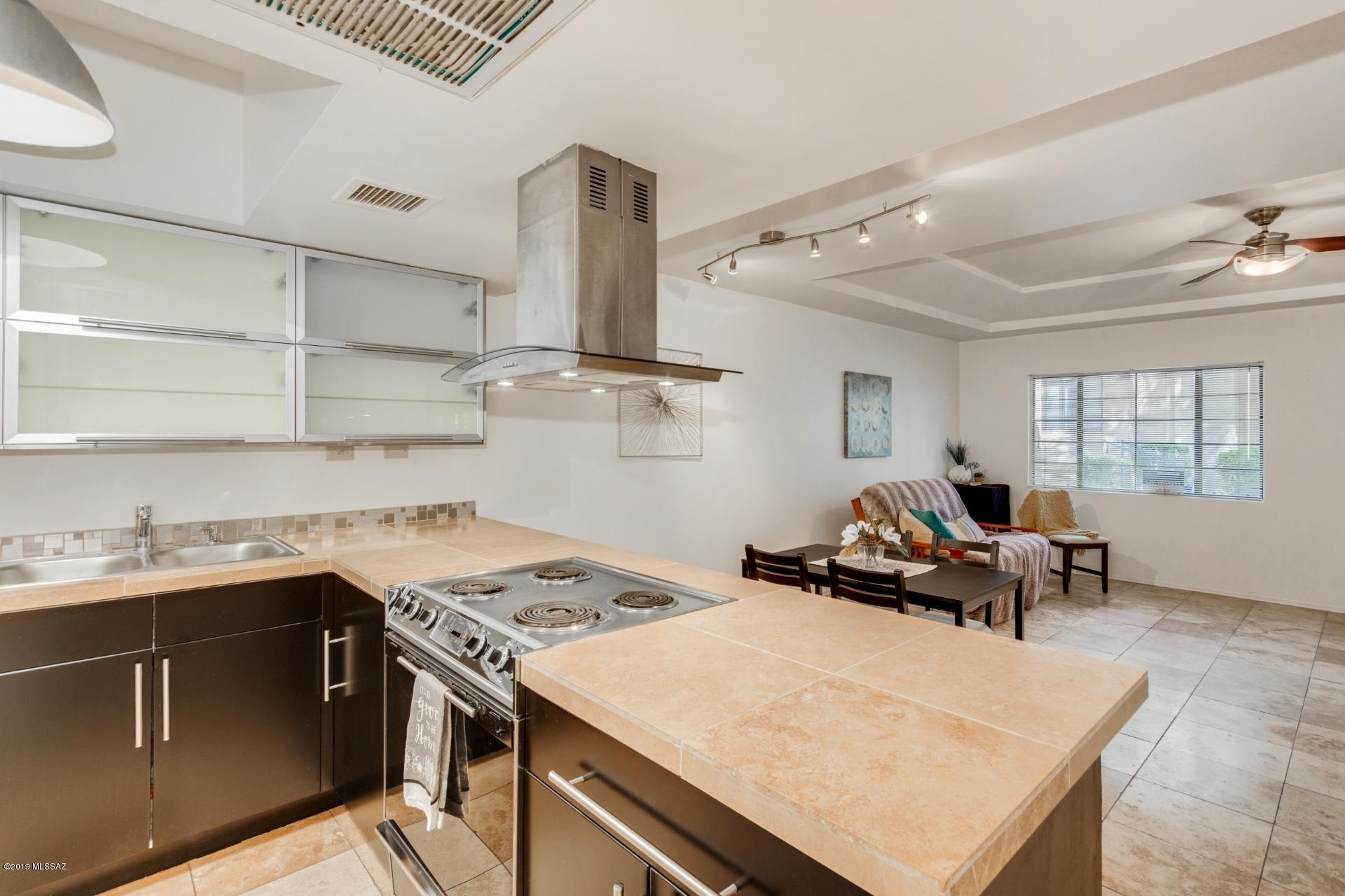 1200 East River Road, Unit A7 Tucson, AZ 85718 - Photo 8 of 15