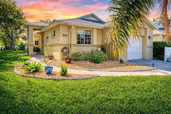 $289,000 | 201 28th Street West, Palmetto, FL 34221