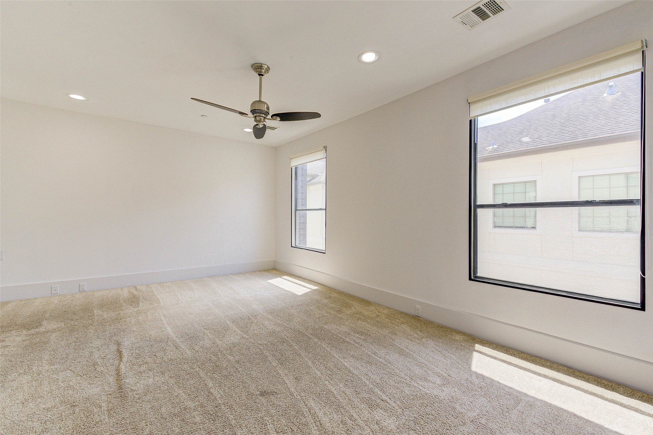 113 Tuam Street Houston, TX 77006 - Photo 13 of 20