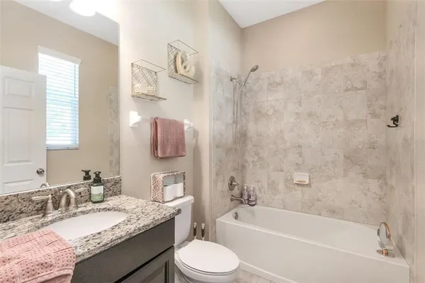 $650,000 | 30068 Skylark Drive, Wesley Chapel, FL 33545