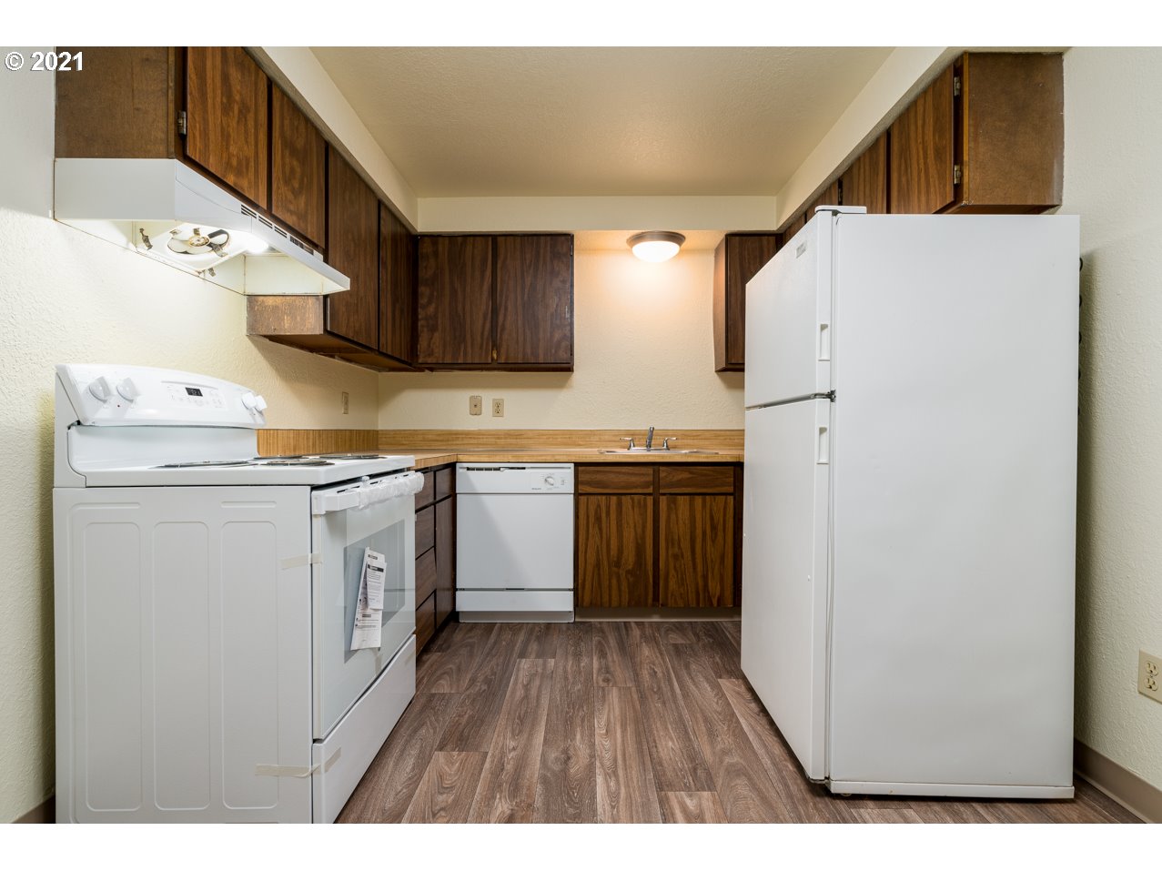725 Manor Way Lebanon, OR 97355 - Photo 12 of 32 Gallery Image 12