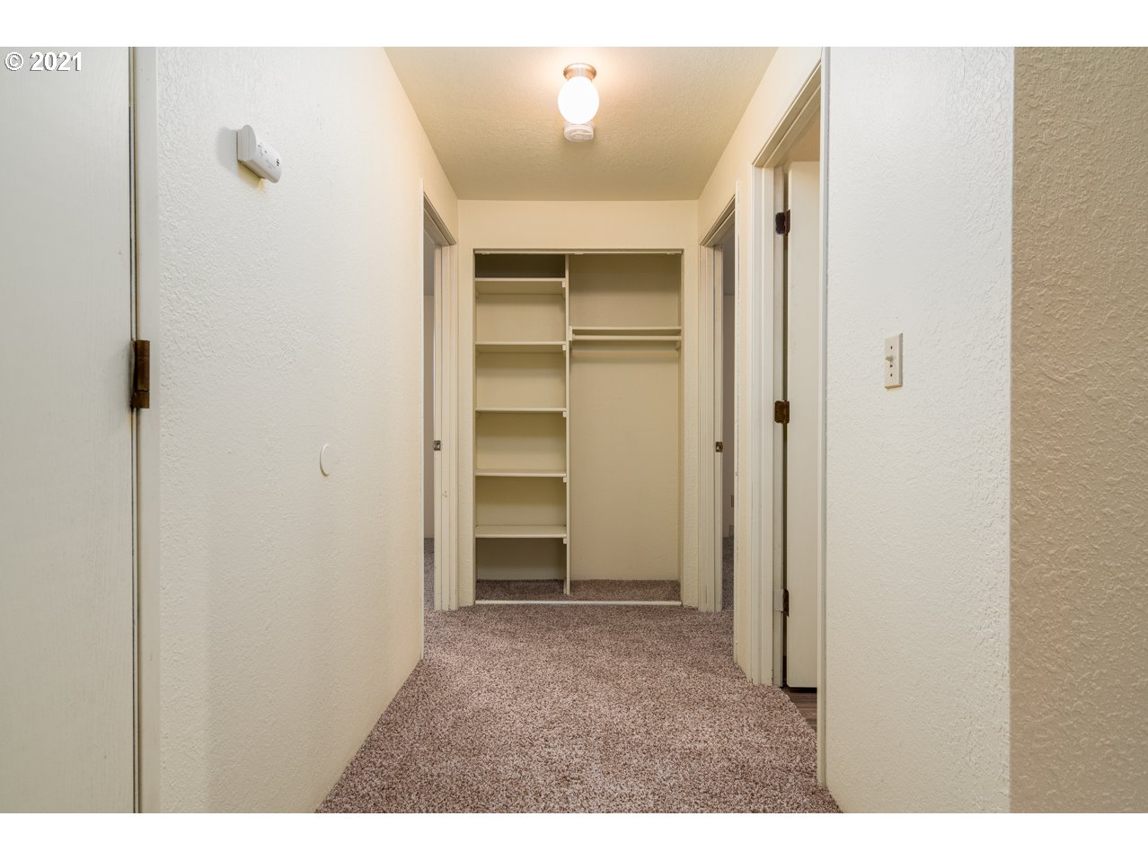 725 Manor Way Lebanon, OR 97355 - Photo 13 of 32 Gallery Image 13