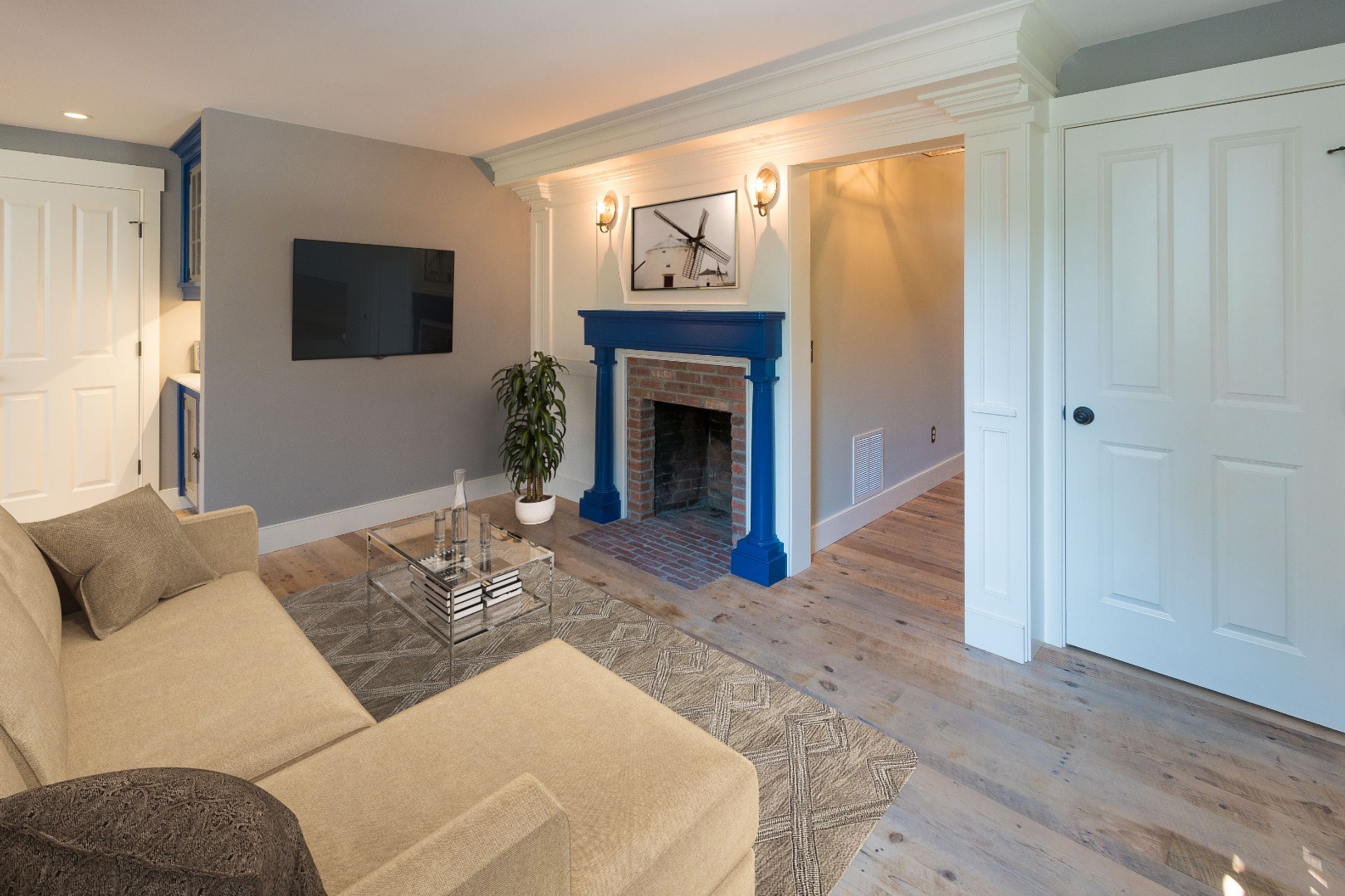 35 Pine Street Nantucket, MA 02554 - Photo 2 of 16