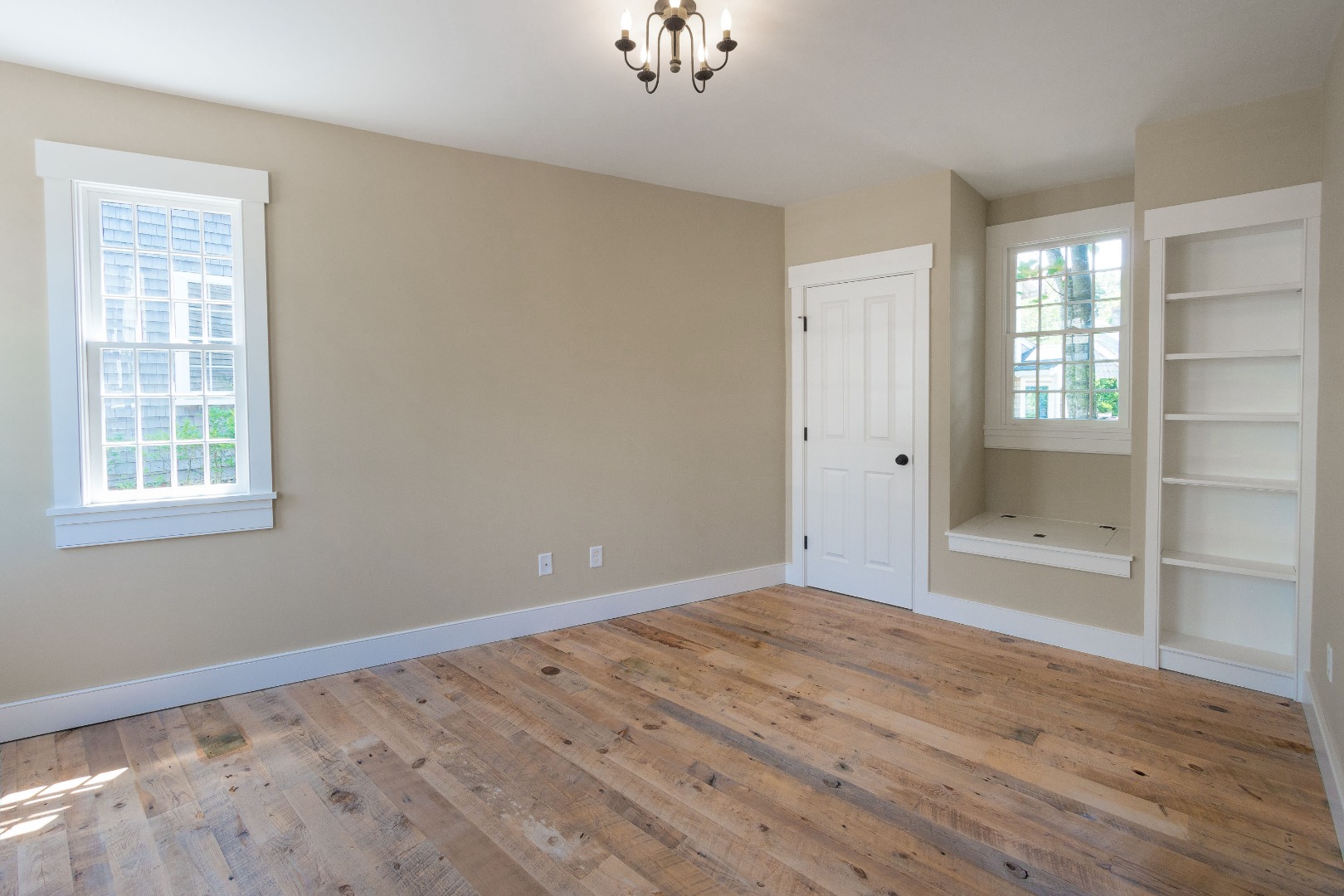 35 Pine Street Nantucket, MA 02554 - Photo 6 of 16