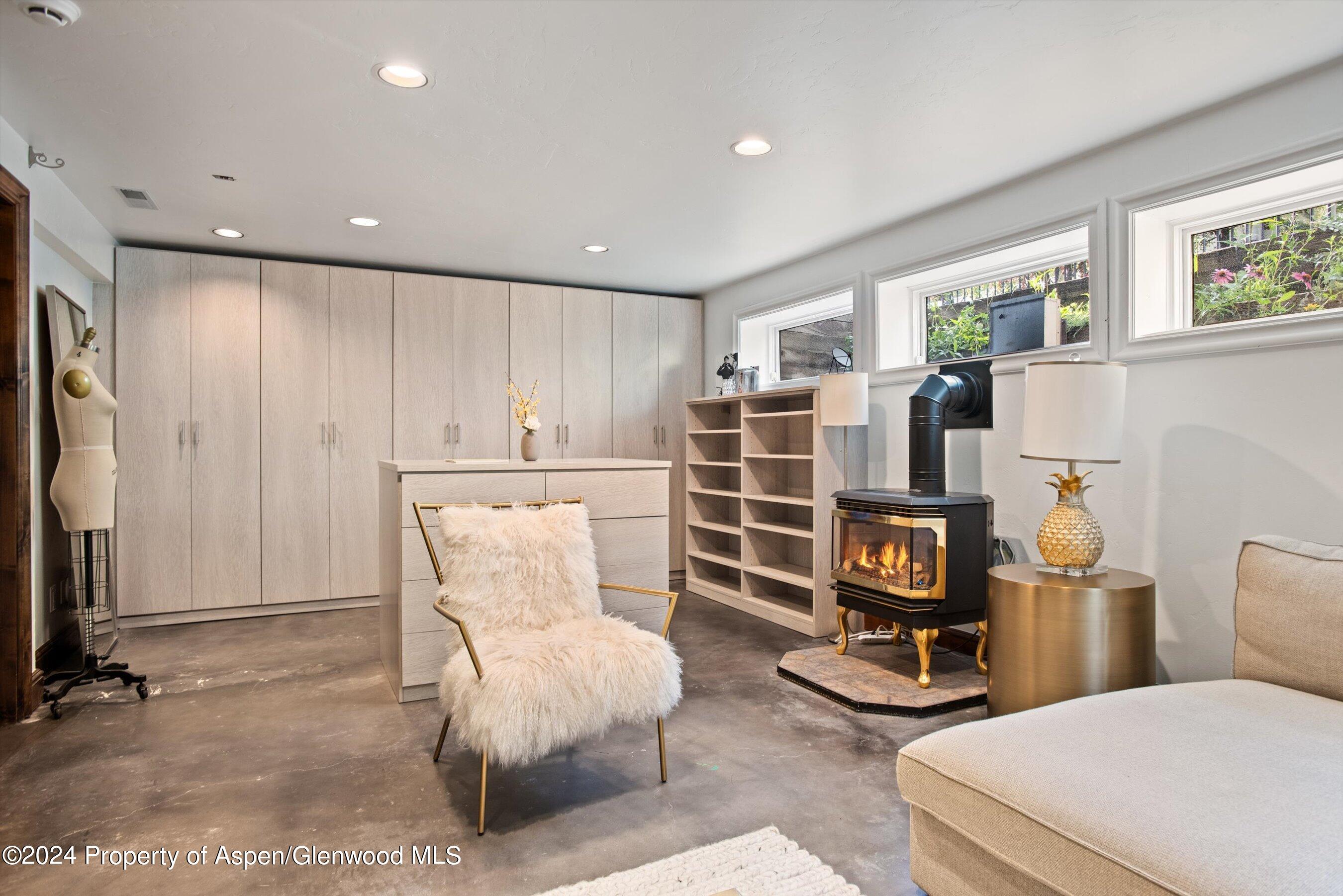 22 Pyramid Road Aspen, CO 81611 - Photo 31 of 36 30-22Pyramid_24090524