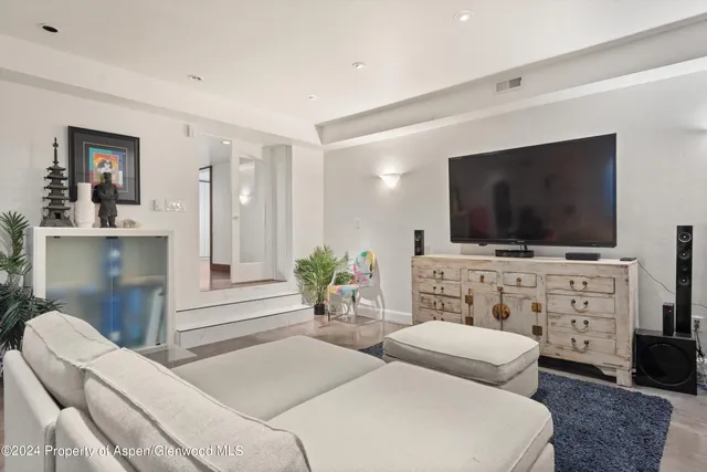 $35,000 | 22 Pyramid Road, Aspen, CO 81611