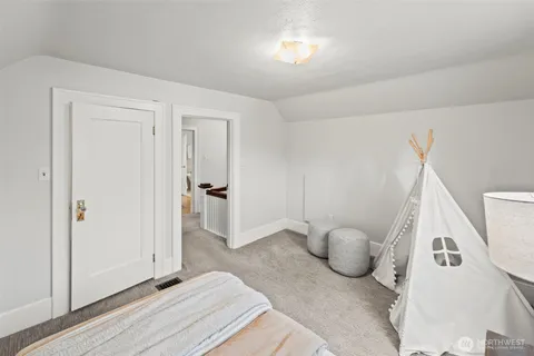 $879,950 | 1215 North Alder Street, Tacoma, WA 98406