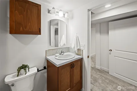 $879,950 | 1215 North Alder Street, Tacoma, WA 98406