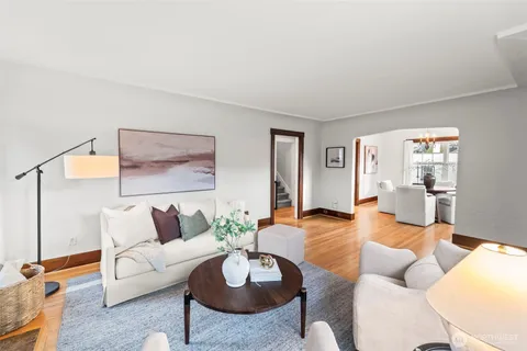 $879,950 | 1215 North Alder Street, Tacoma, WA 98406