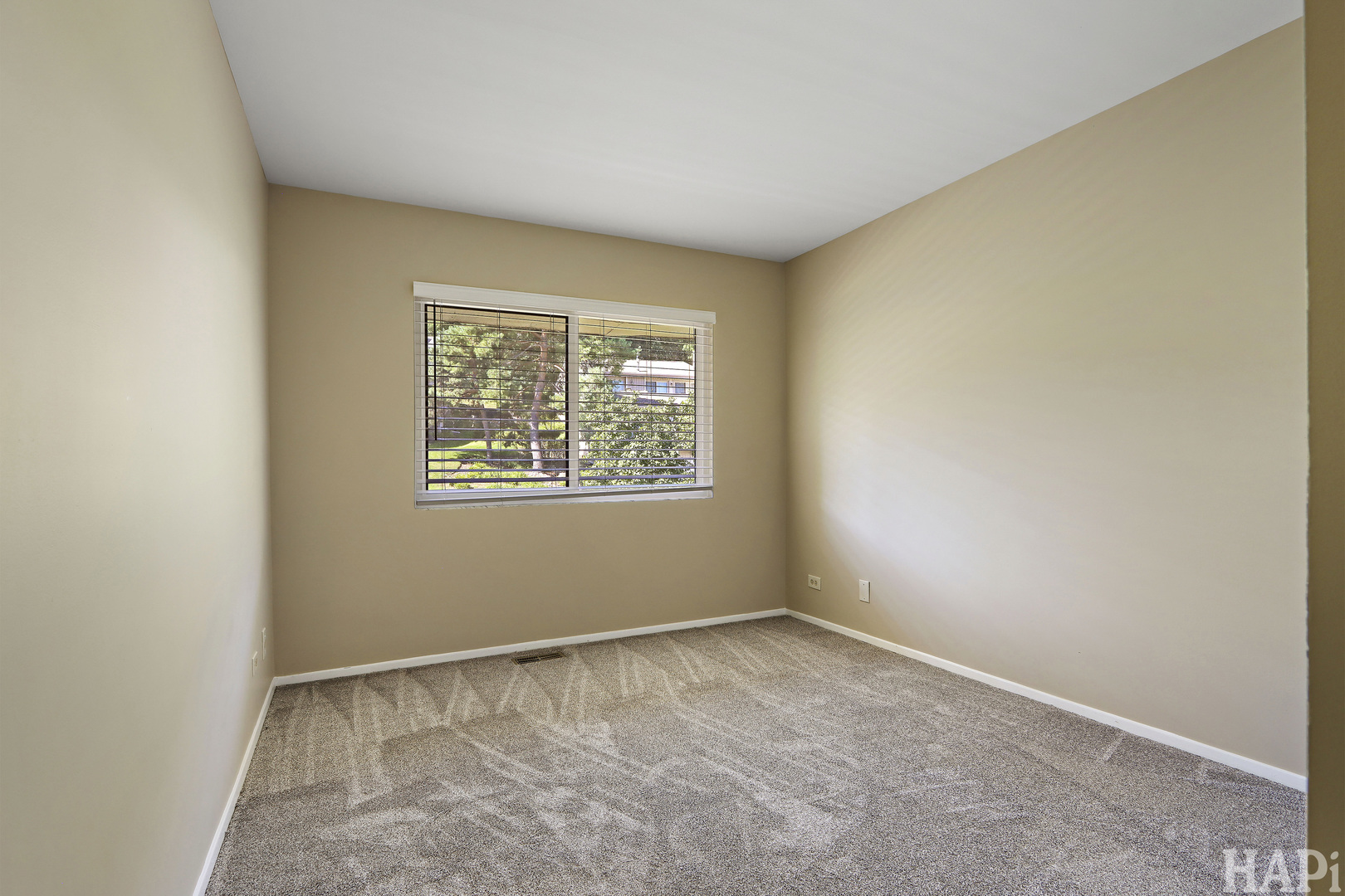 85 Mineola Road, Unit 1 Fox Lake, IL 60020 - Photo 16 of 25 Gallery Image 16