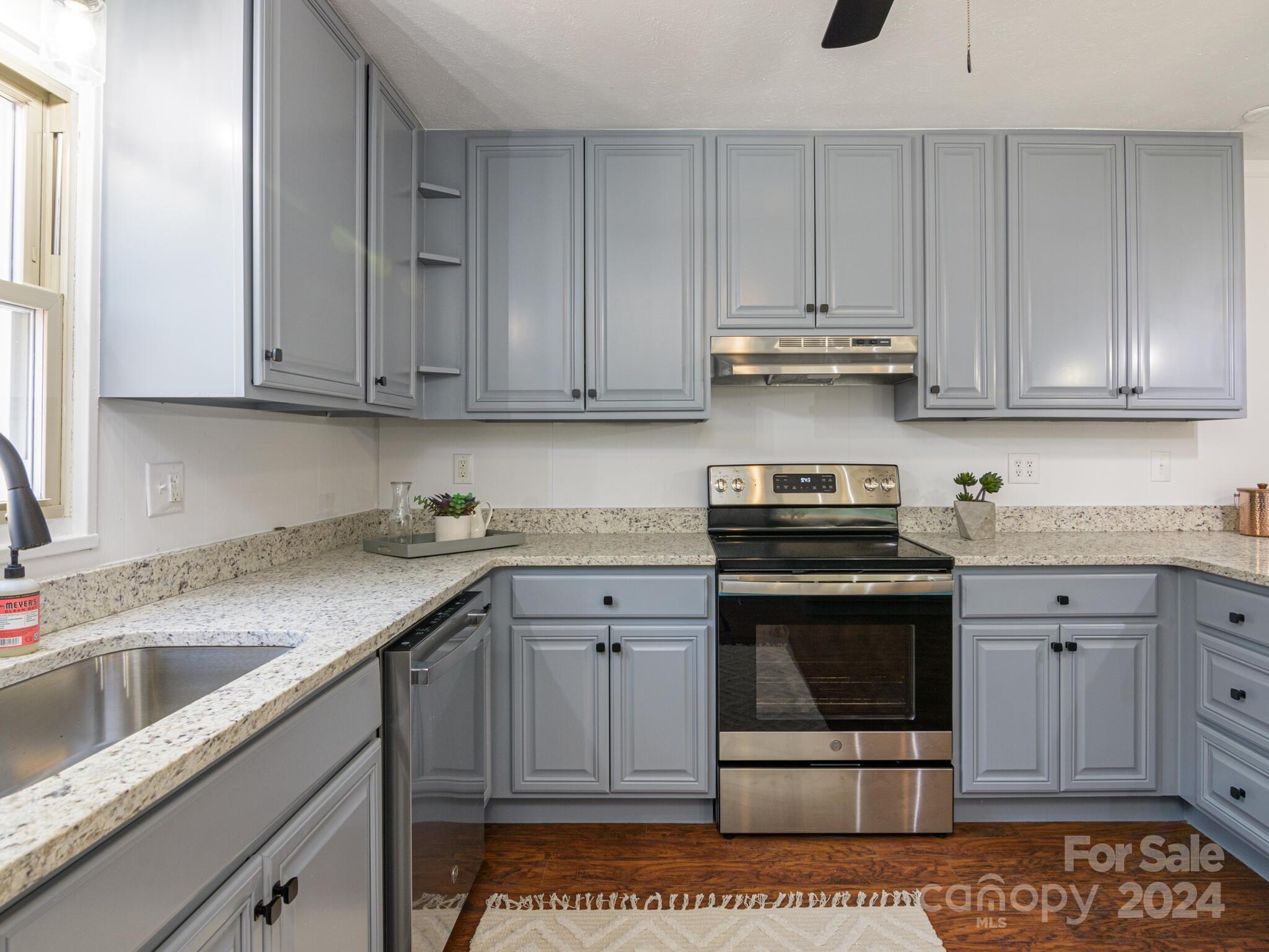 25 Old Heywood Road Arden, NC 28704 - Photo 18 of 48 Gallery Image 18