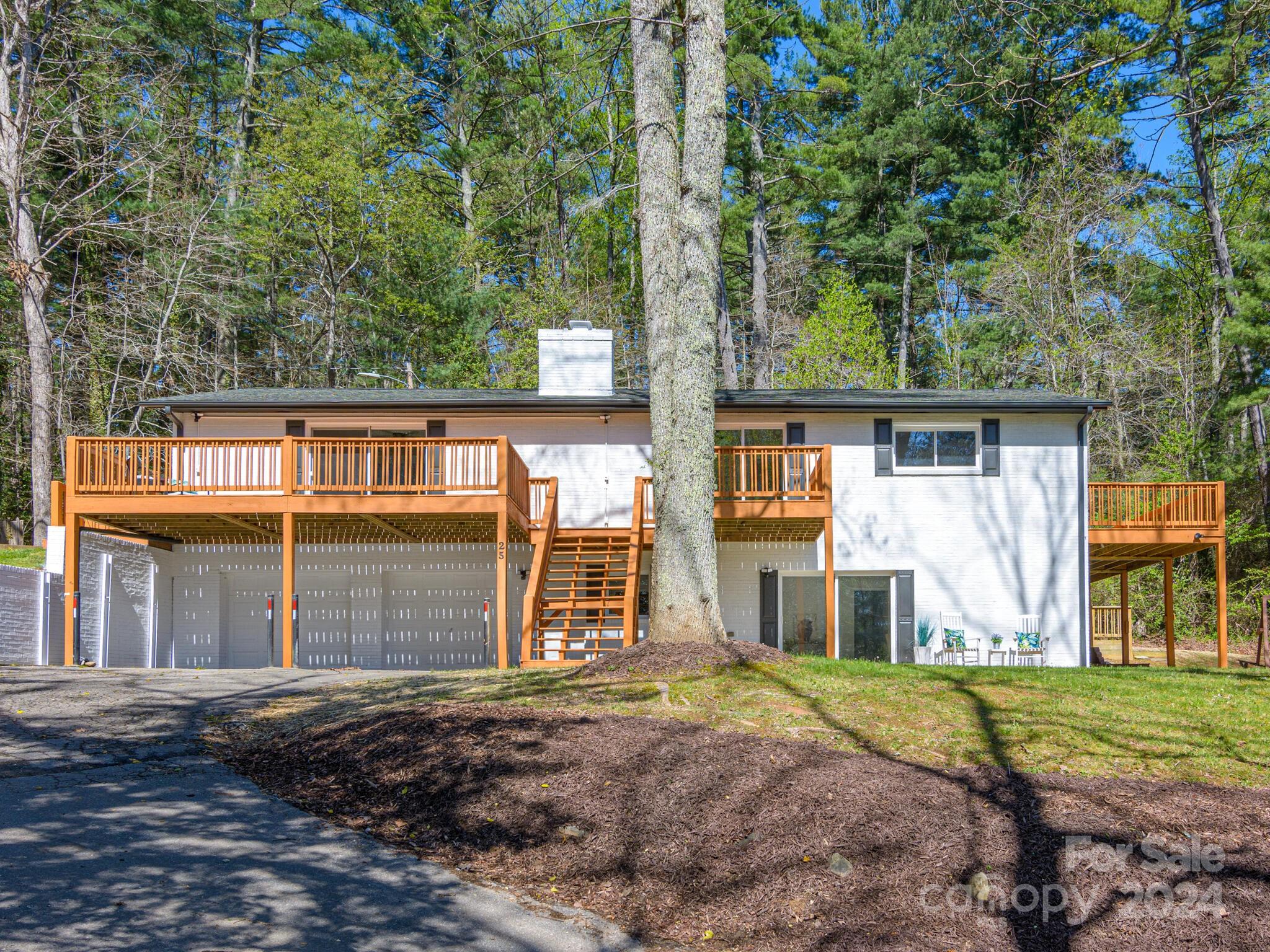 25 Old Heywood Road Arden, NC 28704 - Photo 4 of 48 Gallery Image 4