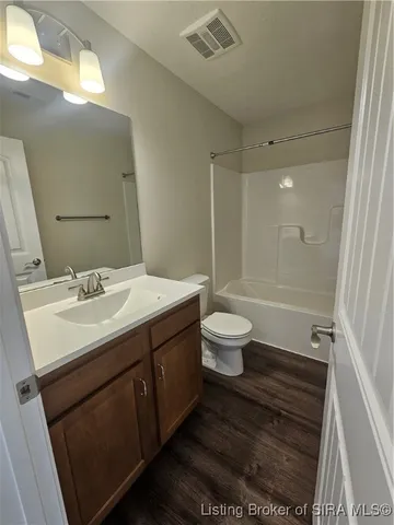 $232,500 | 8160 Timber Lane Northeast, Unit 404, New Salisbury, IN 47161