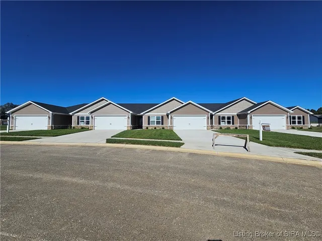 $232,500 | 8160 Timber Lane Northeast, Unit 404, New Salisbury, IN 47161