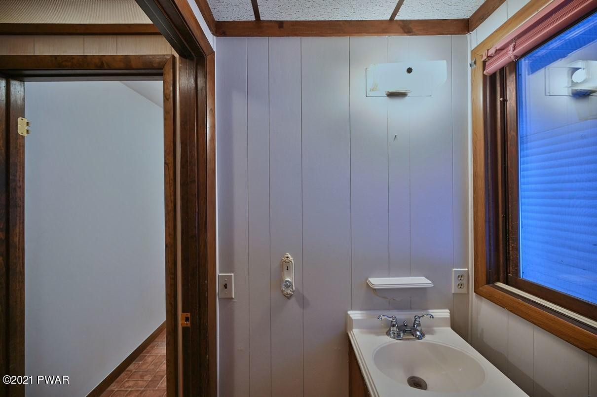 142 Market Road Greeley, PA 18425 - Photo 38 of 98