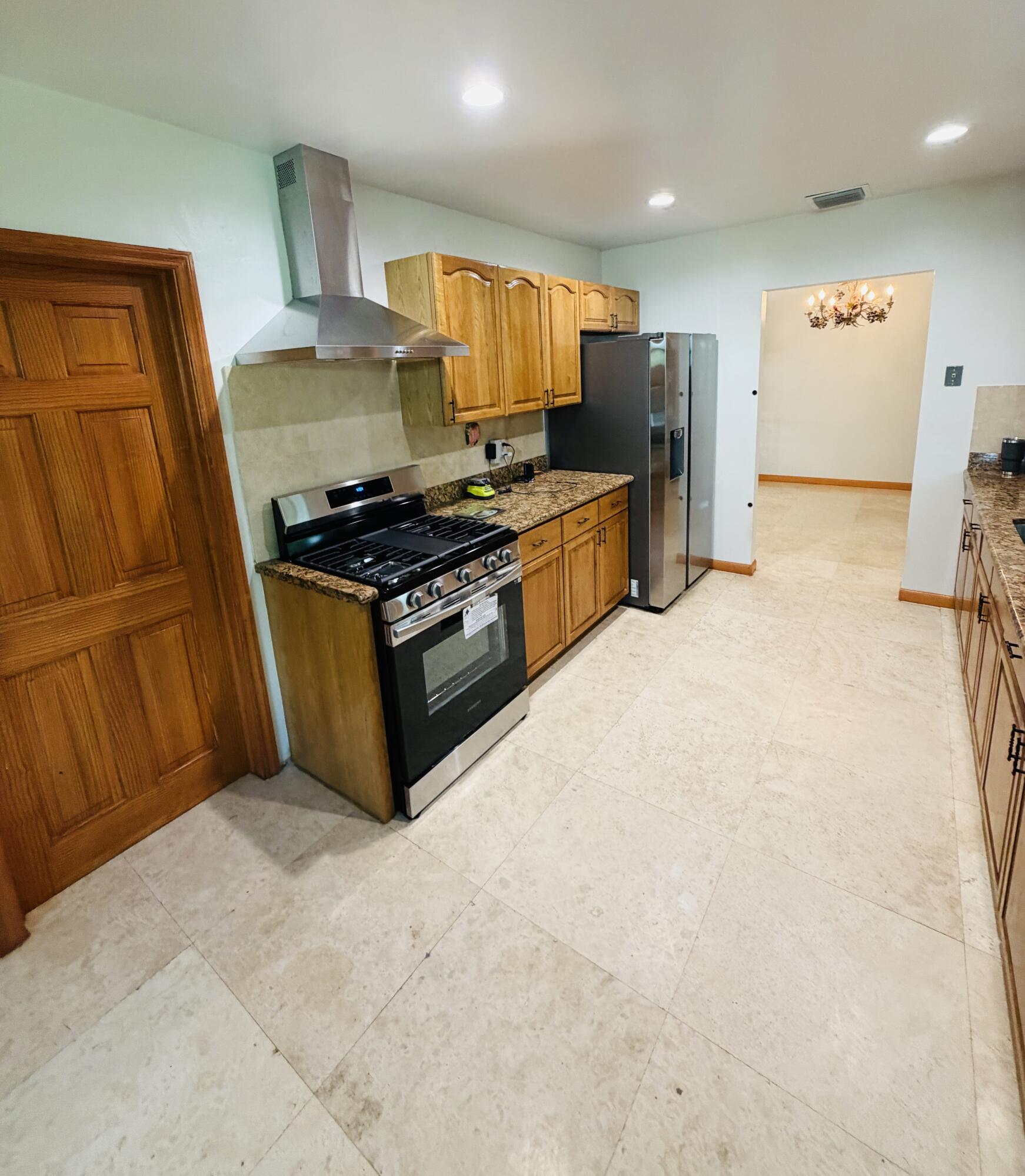 3916 Adams Street Hollywood, FL 33021 - Photo 30 of 38 IMG_9263