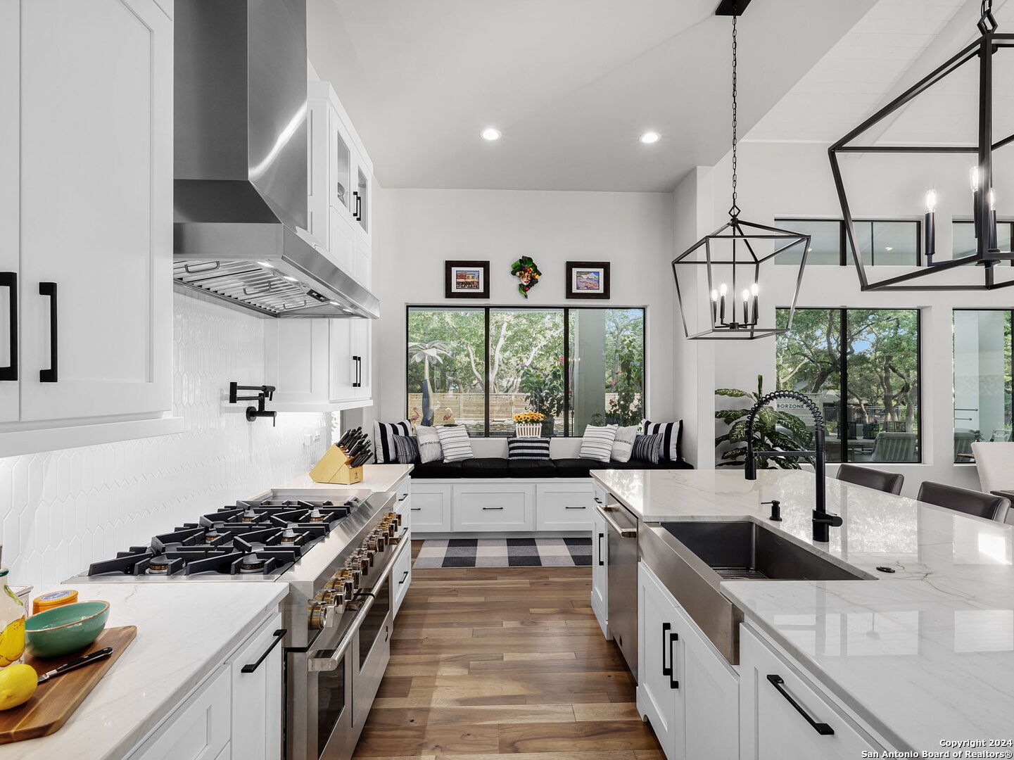 19803 Wild Hollow Garden Ridge Garden Ridge, TX 78266 - Photo 12 of 45