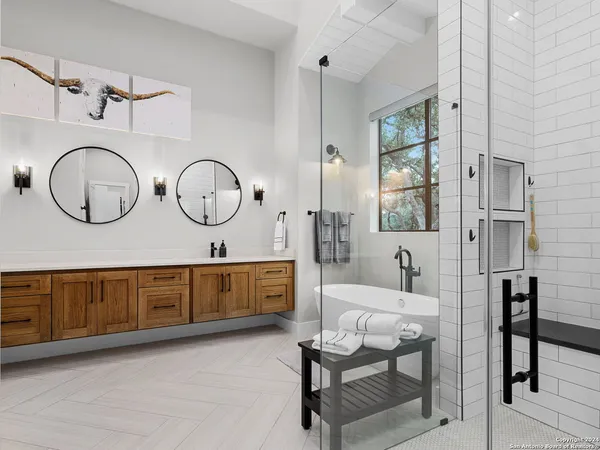 $2,150,000 | 19803 Wild Hollow Garden Ridge, Garden Ridge, TX 78266