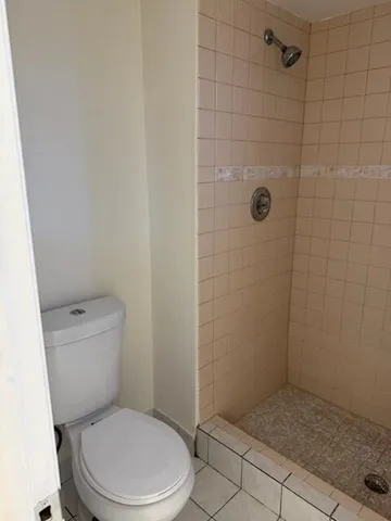 $2,250 | Undisclosed Address, North Lauderdale, FL 33068