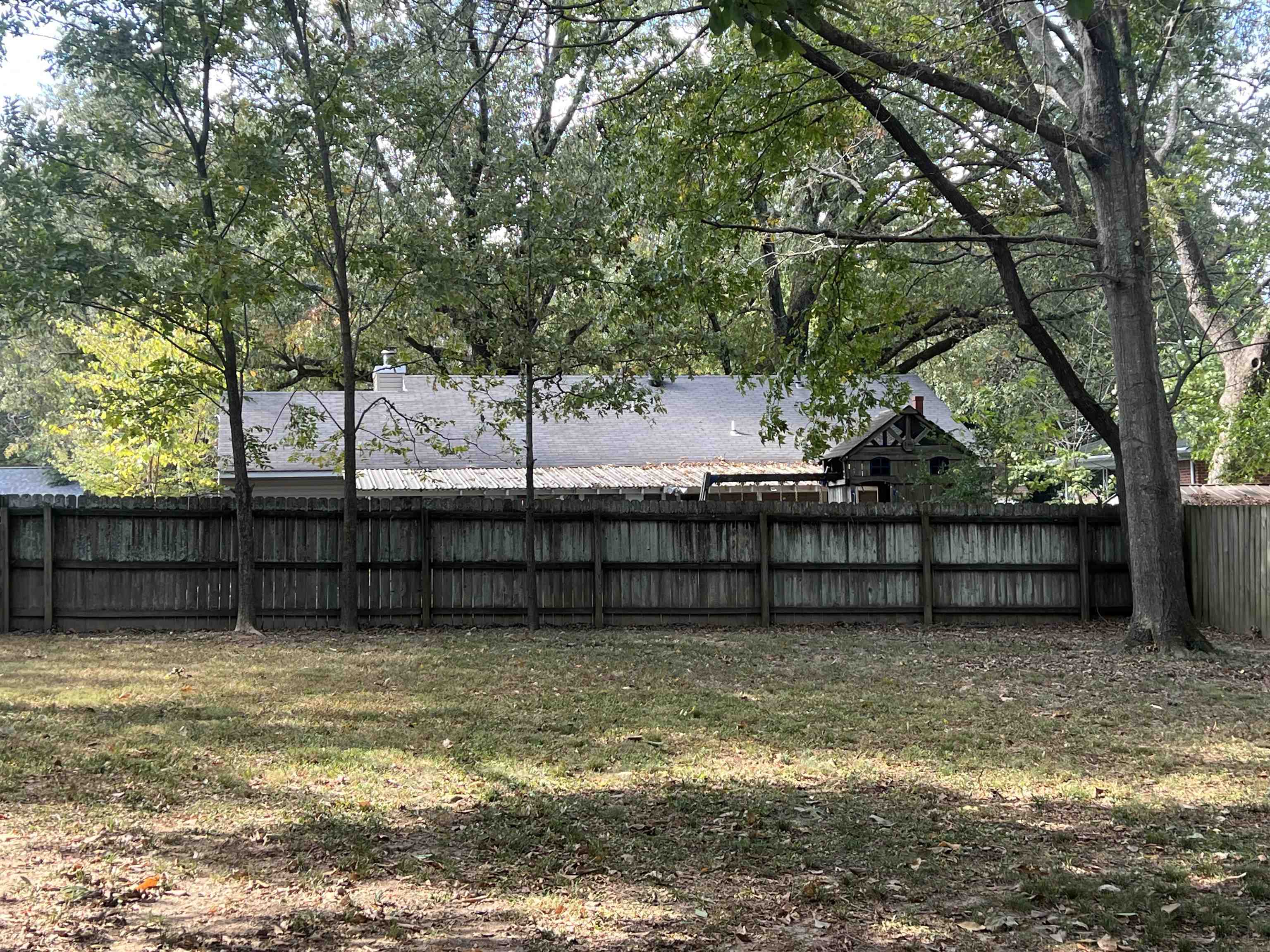 111 Sycamore Road Collierville, TN 38017 - Photo 22 of 29 Large fenced back yard with gorgeous trees!