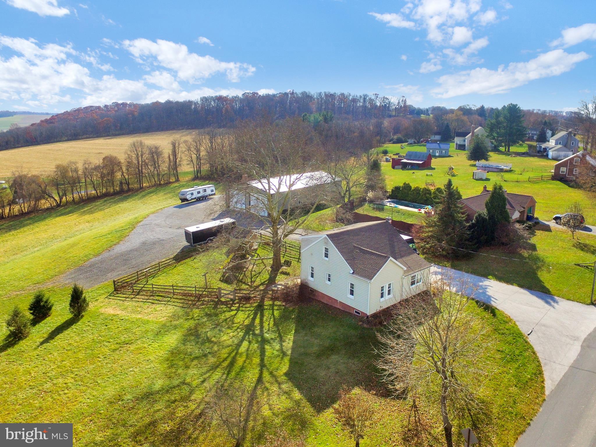 6415 Lake Road York, PA 17403 - Photo 2 of 32