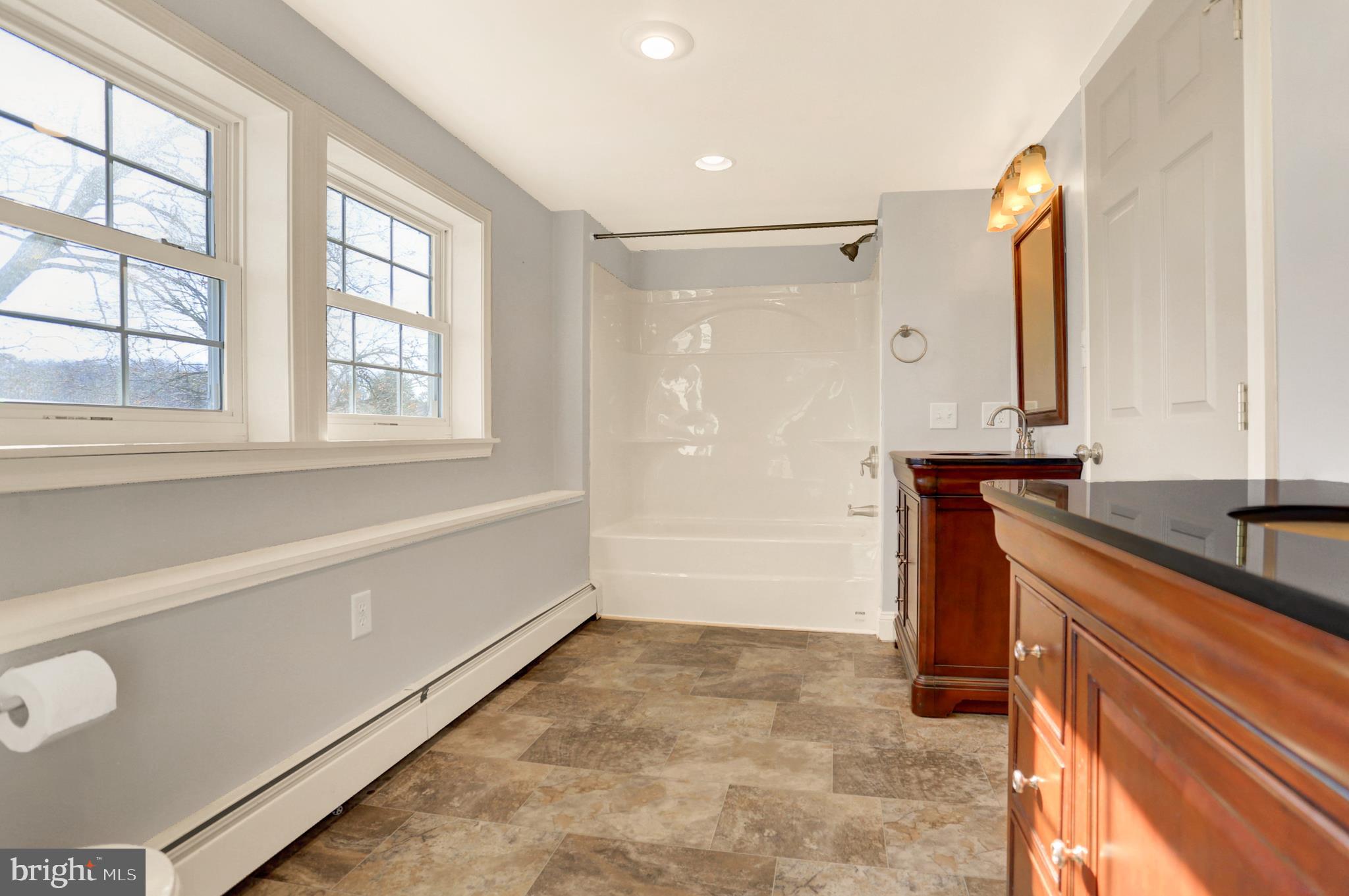 6415 Lake Road York, PA 17403 - Photo 22 of 32