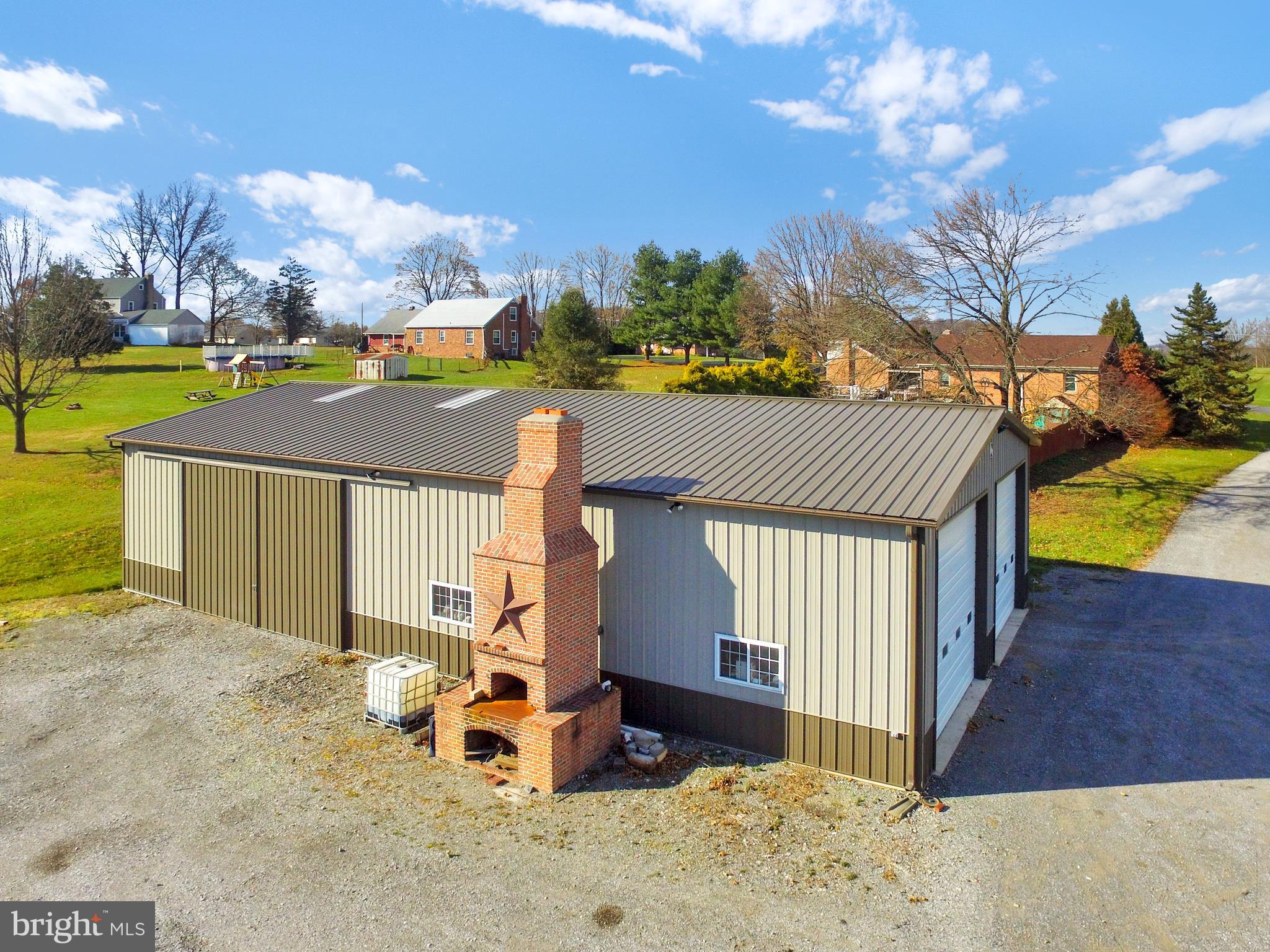 6415 Lake Road York, PA 17403 - Photo 5 of 32