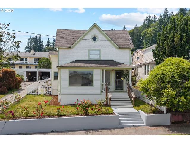 $439,000 | 322 West C Street, Rainier, OR 97048