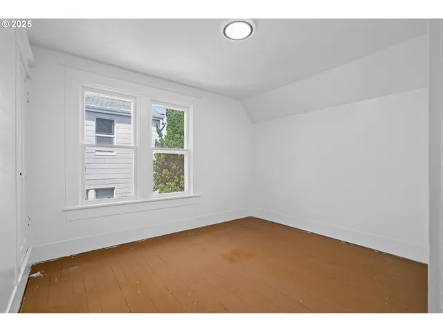 $439,000 | 322 West C Street, Rainier, OR 97048