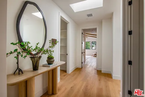 $3,795,000 | 1016 Palms Boulevard, Venice, CA 90291