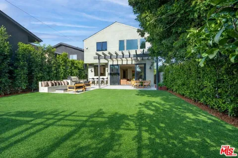 $3,795,000 | 1016 Palms Boulevard, Venice, CA 90291