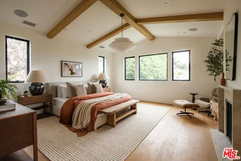 $3,795,000 | 1016 Palms Boulevard, Venice, CA 90291