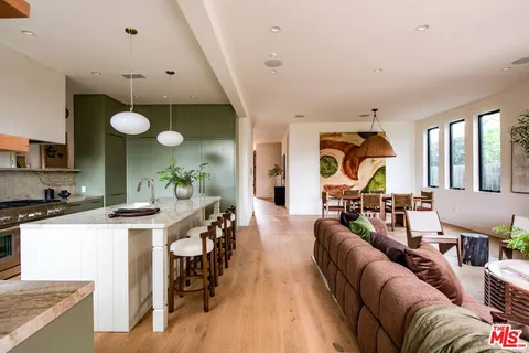 $3,795,000 | 1016 Palms Boulevard, Venice, CA 90291