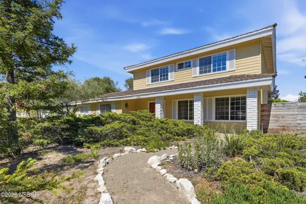 $905,000 | 3050 Oak Pointe Drive, Lompoc, CA 93436