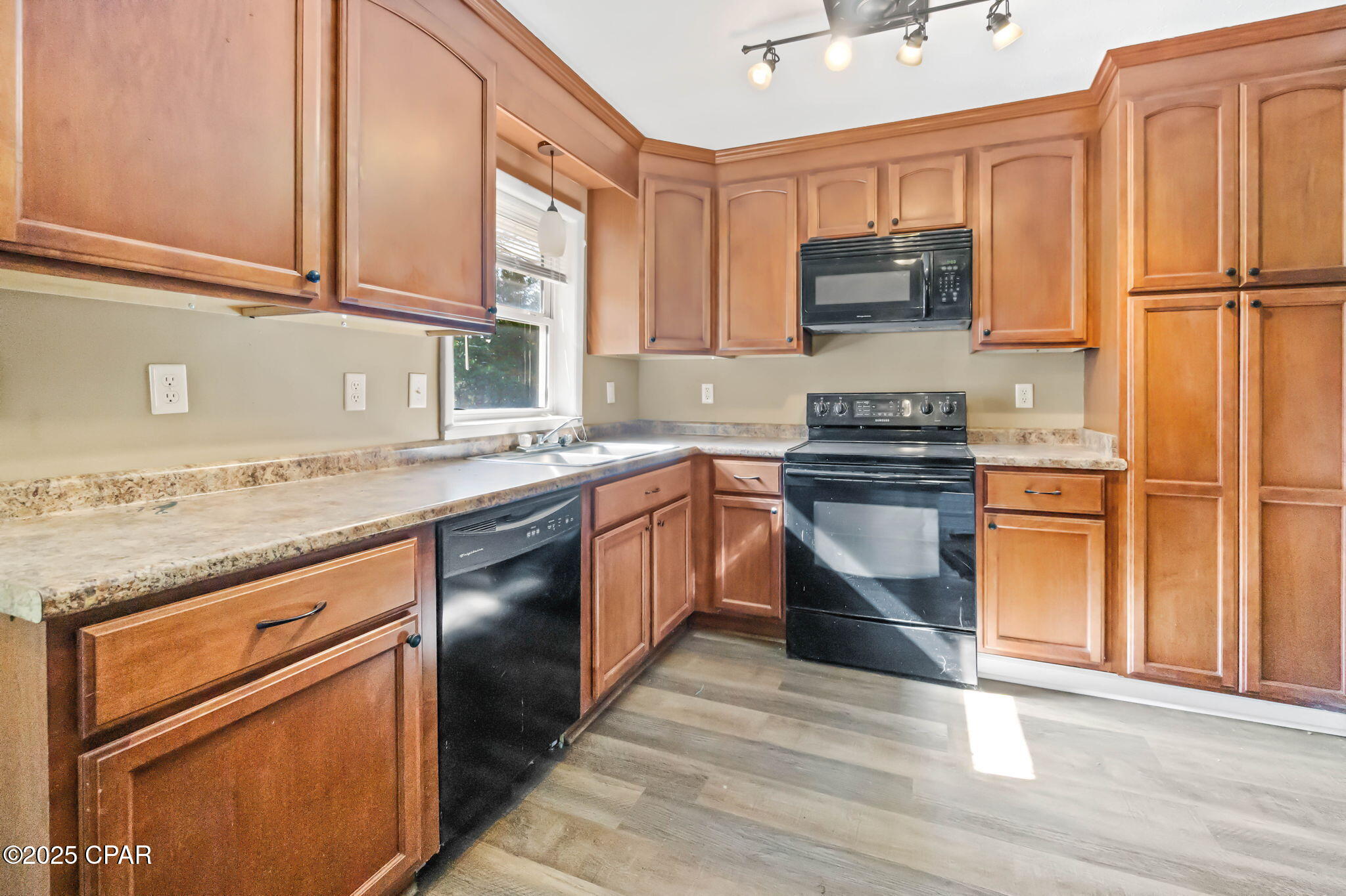 1445 South Boulevard Chipley, FL 32428 - Photo 5 of 26