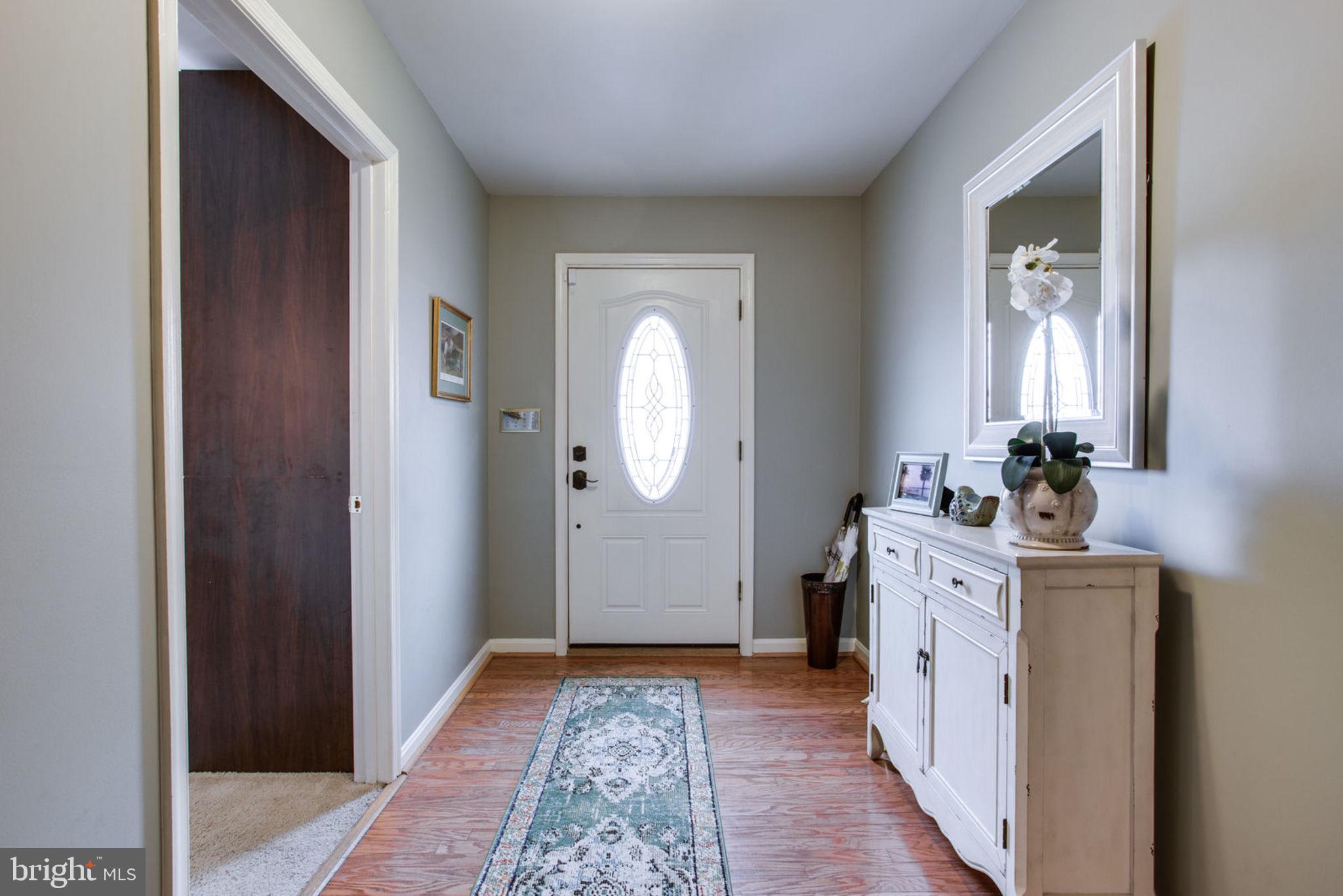 301 Ridgepoint Place Gaithersburg, MD 20878 - Photo 12 of 66 Gallery Image 12