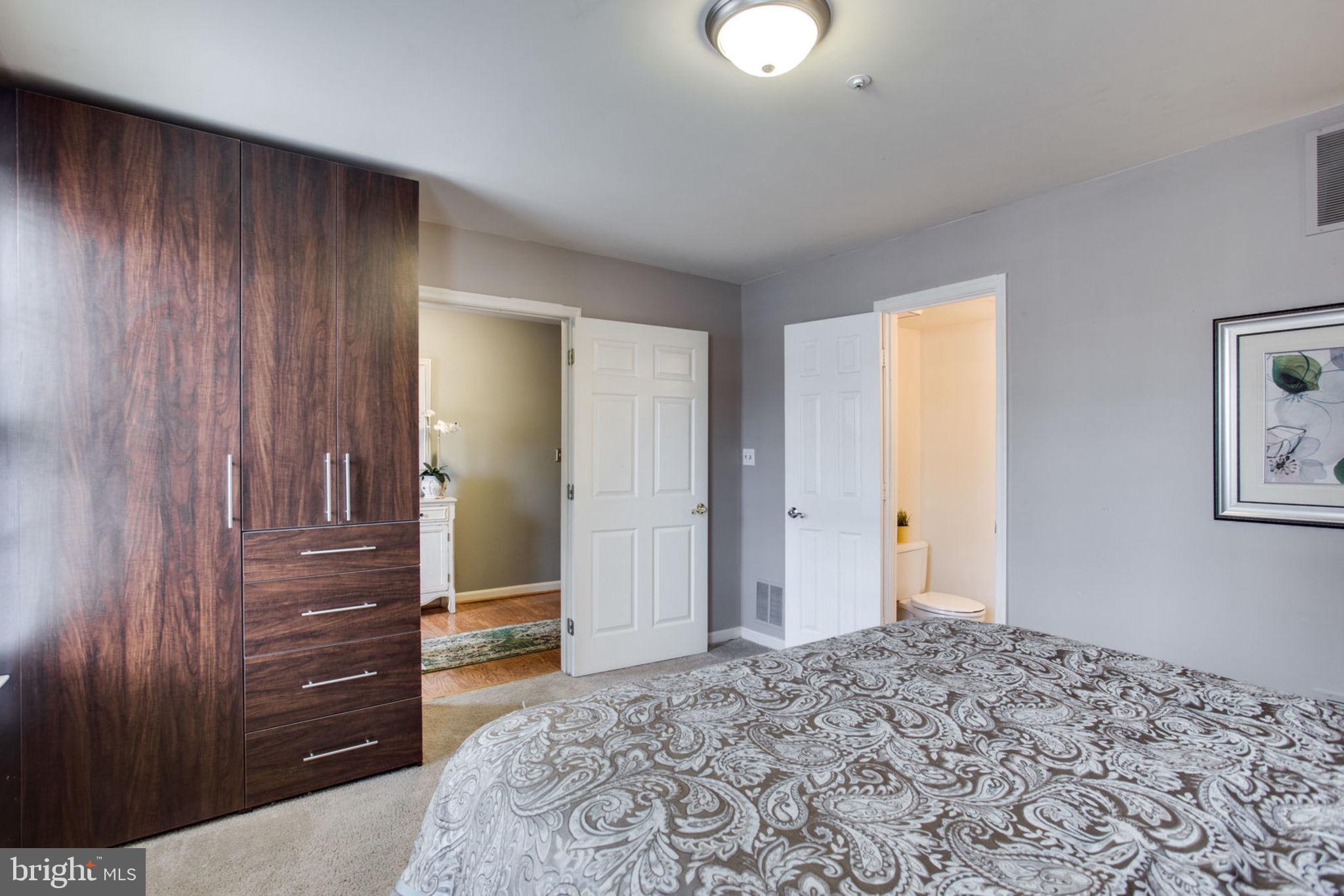 301 Ridgepoint Place Gaithersburg, MD 20878 - Photo 20 of 66 Gallery Image 20