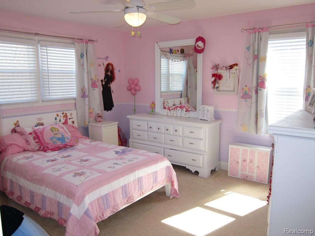 25260 Rutledge Crossing Farmington, MI 48335 - Photo 28 of 37 IMG_6149.jpg