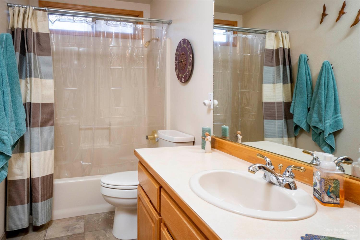 64564 Joe Neil Road Bend, OR 97701 - Photo 16 of 22 Gallery Image 16