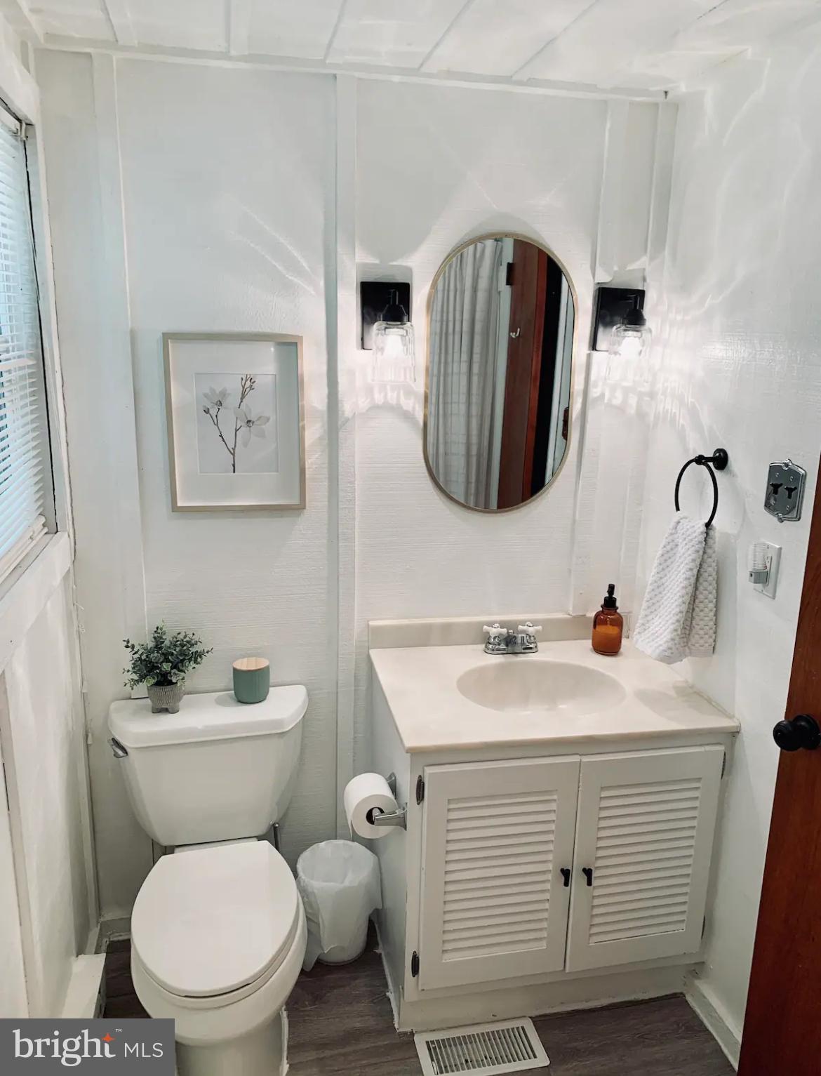 325 Connie Road Basye, VA 22810 - Photo 11 of 15 Gallery Image 11