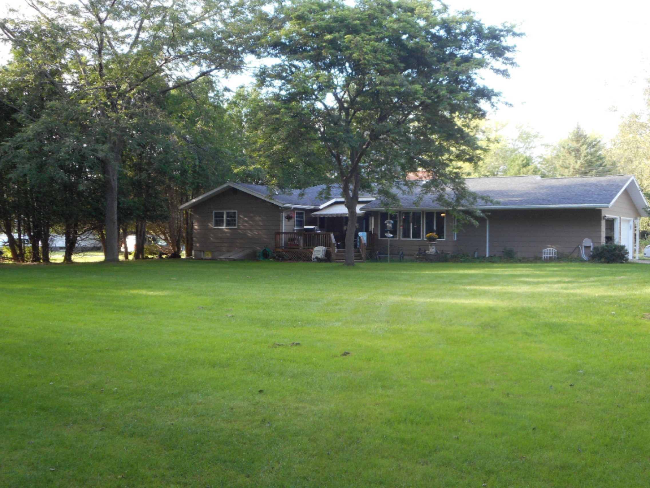 581 8th Street Manistee, MI 49660 - Photo 4 of 48 DSCN1515